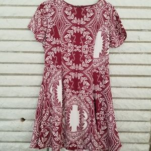 Moon Maroon and cream dress M